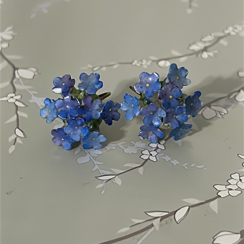 Vintage Blue Glass Flower Earrings